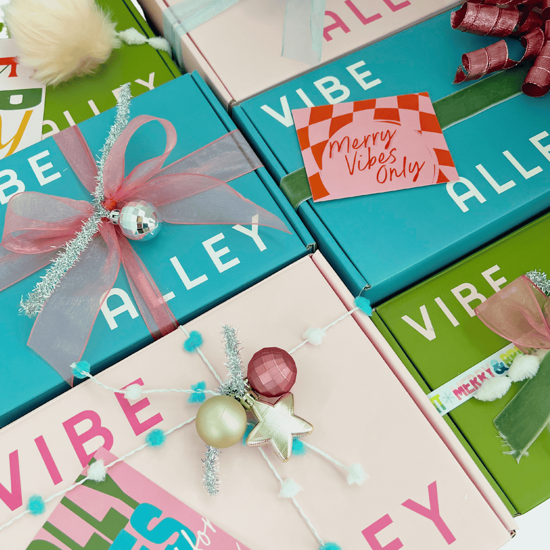 Monthly Gift Boxes For Girls 7-18 | Trendy Gifts She'll Love! – Vibe Alley